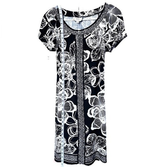 Women's Eci New York black white dress floral size 2 - Picture 2 of 8